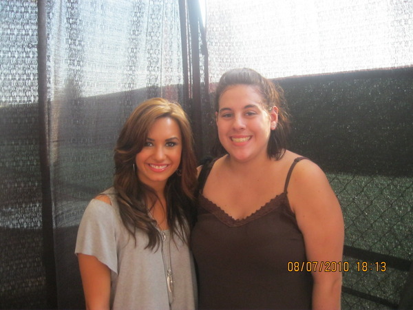demi13 - Demi Lovato