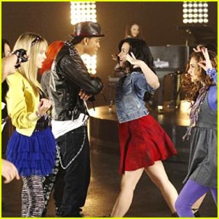 camp-rock-2-its-on - demi lovato