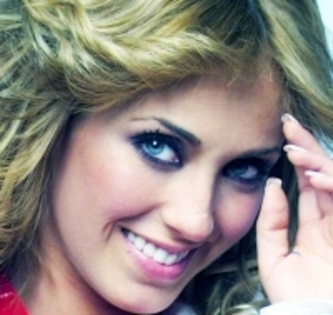 8964db3695d06c87e7f51301321b7a14-tb_200 - Anahi anahi