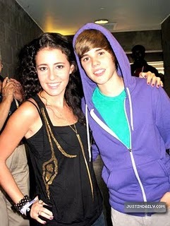 Personal-Pictures-With-Celebrities-justin-bieber-13256895-300-399 - justin bieber