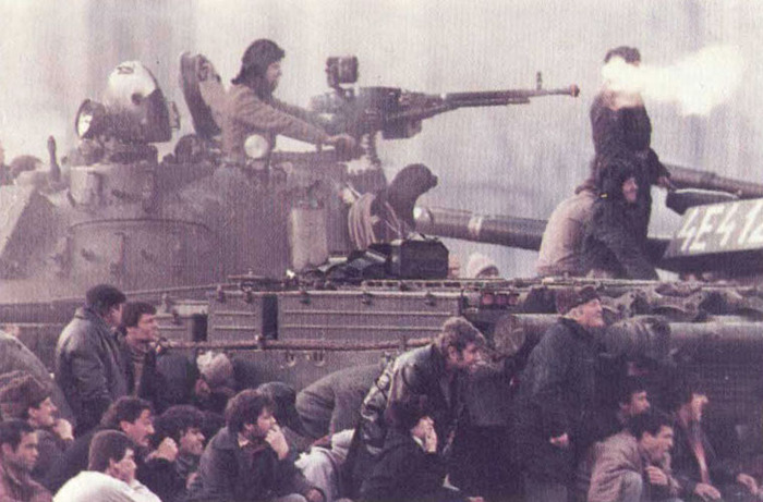 Mandru sa Fiu Roman ! (49) - poze revolutie 1989