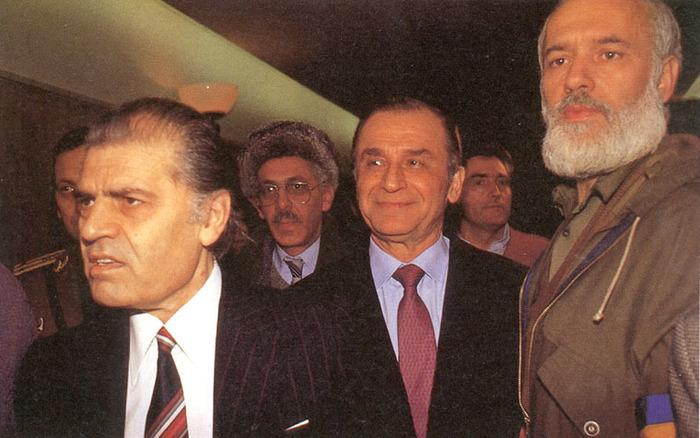Mandru sa Fiu Roman ! (61) - poze revolutie 1989