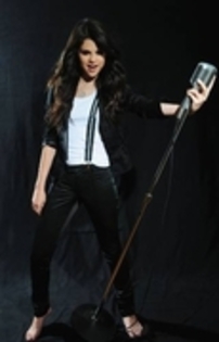 19058958_VTVVQRTZH - toate pozele mele cu selena gomez