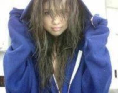 hey.......... - toate pozele mele cu selena gomez