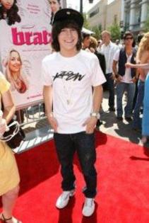 Mitchel-Musso-1237400522