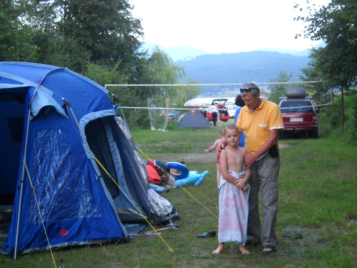 fac o poza cu Bundu - CONCEDIU LA COLIBITA 2010