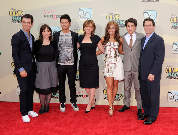 33 - Camp Rock 2 The Final Jam-New York Premiere