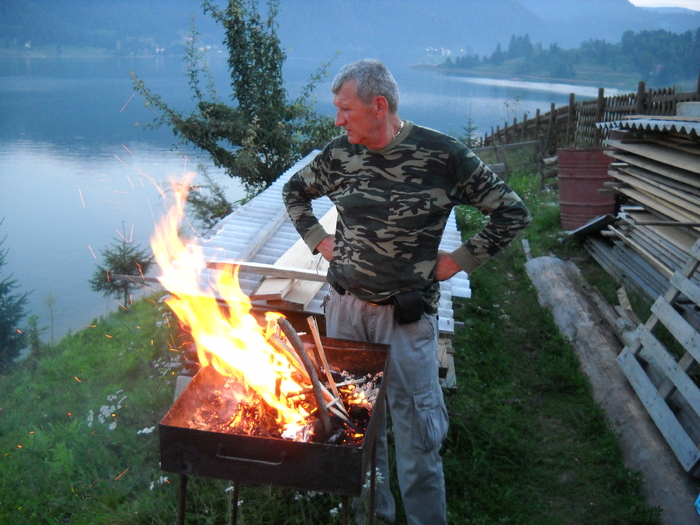 Bundu baga mare la...... mic