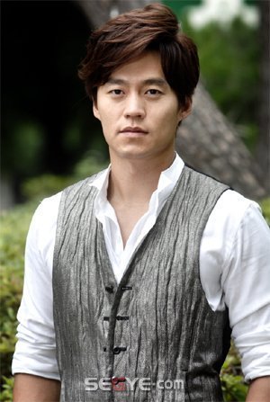 13742_1218829604043_1628004159_539246_7064873_n