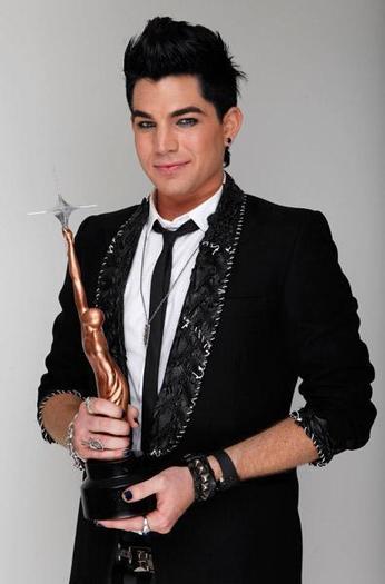 Adam_Lambert_1259622212_0