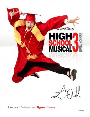 High-School-Musical-3-Senior-Yea...-384382-795 - 0 Postere Din Revista Disney Magazine 1