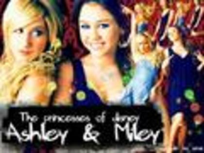 milash-miley-ashley-ashley-tisdale-and-miley-cyrus-14109833-120-90 - album pentru XMENYA