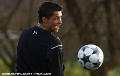 Cristiano_Ronaldo_1246134356_4 - cristiano ronaldo