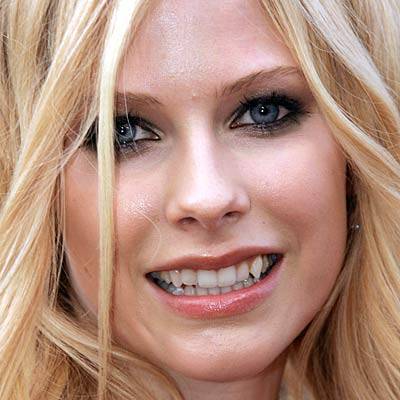 LHSZFAVMLGHUDXOGPXN - avril lavigne