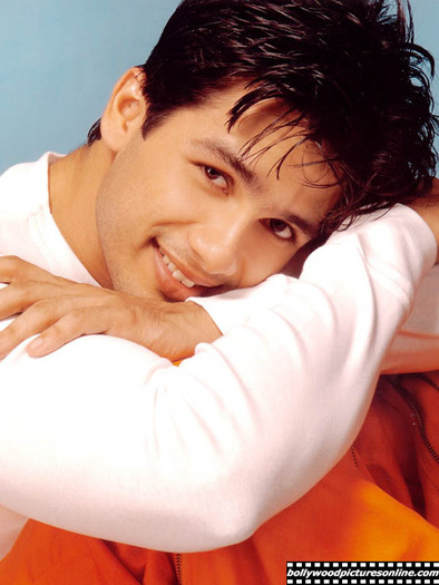 11 - Shahid Kapoor