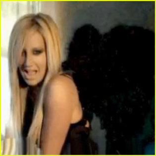 ashley-tisdale-crank-it-up-music-video[1] - Ashley Tisdale