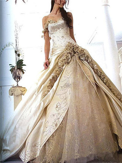 03820017d68446e0_modest_wedding_dress.preview - rochii de mireasa