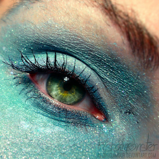 aqua_nebula_by_AcidicGlamour - EYES MAKE UP