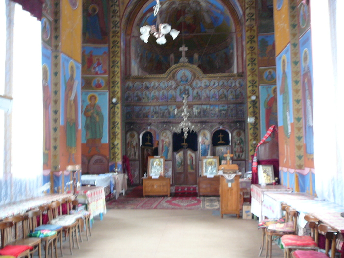 P1160284 - Imagini din interiorul bisericii