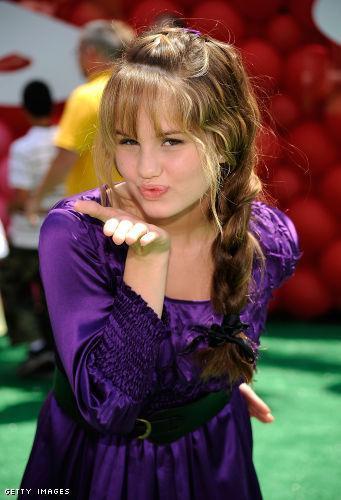 Debby_Ryan_1248798521_1[1]