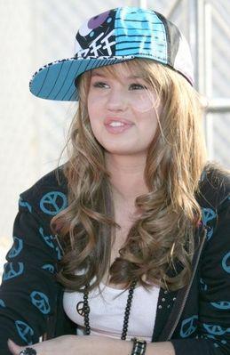 Debby_Ryan_1265524290_0[1]