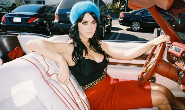 20 de poze cu Katy Perry - Plata pentru HotelulVisului