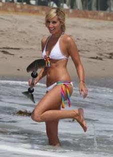 12 poze cu Ashley Tisdale