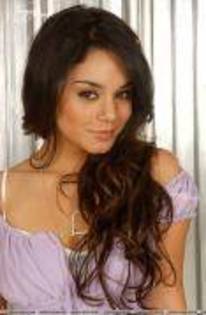 FUWECDULXOOFZWUBHIP - vanessa hudgens
