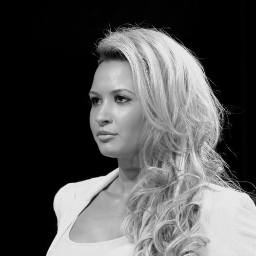 Mandy Capristo (6)