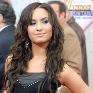 imagesCAVA88PW - demi lovato