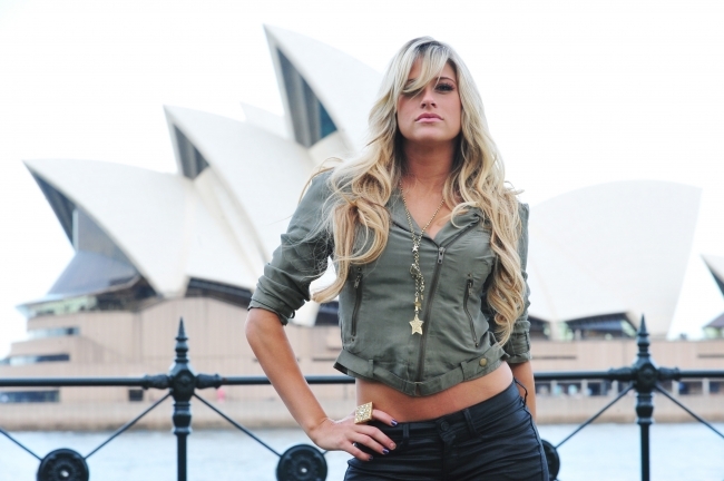 normal_WWE_029-WRESTLEYOURWAY_COM- - kelly kelly sedinta fotoz109