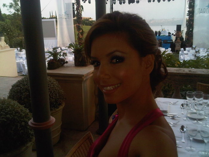 38524_420164899245_177459179245_4394179_1566750_n - eva longoria