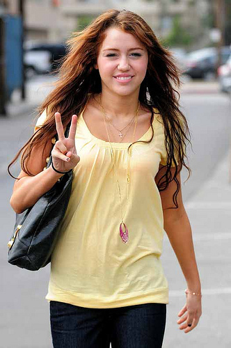 Miley Cyrus (7)