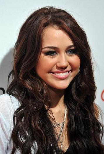 Miley Cyrus (8)