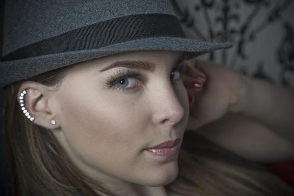 ilj6gw - belinda