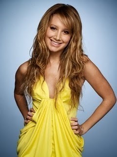 10931647_CWLCVBIEF - poze ashley tisdale