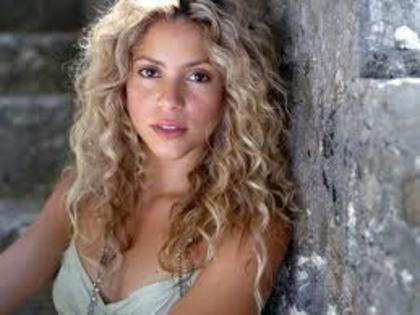 Shakira - Album pentru Clau1995