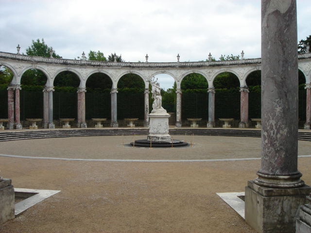 323 - Palatul Verssailes-Paris