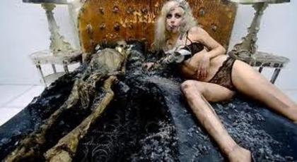 imagesCAFVJGF6 - lady gaga