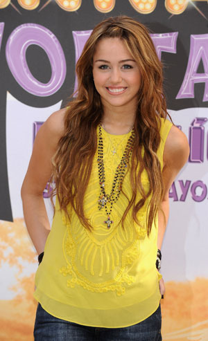 Miley Cyrus (21)