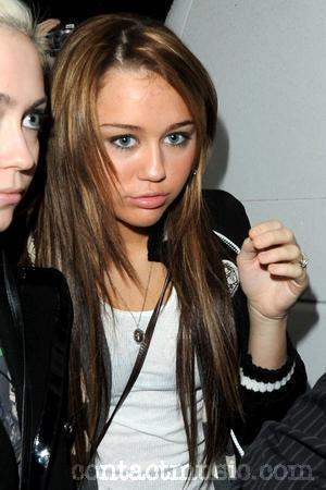 Miley Cyrus (28)