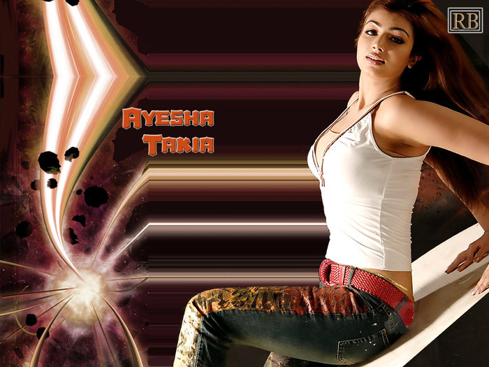 Ayesha-Takia-73-DG3FZ1H63R-1024x768