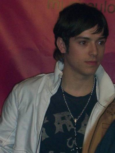 l_cff48400f62a40529a66348ed8d48d72 - Camaleones