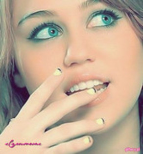 19186839_SNJCCSZZG - SOOPER POZE CU MILEY CYRUS