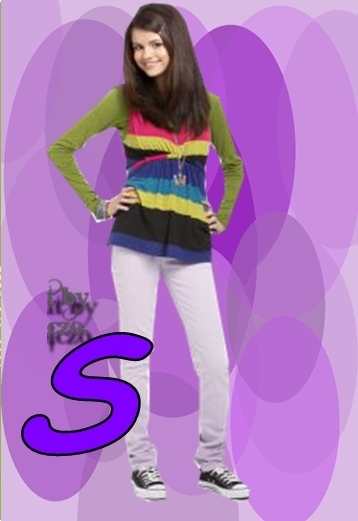 4 - club selena gomez