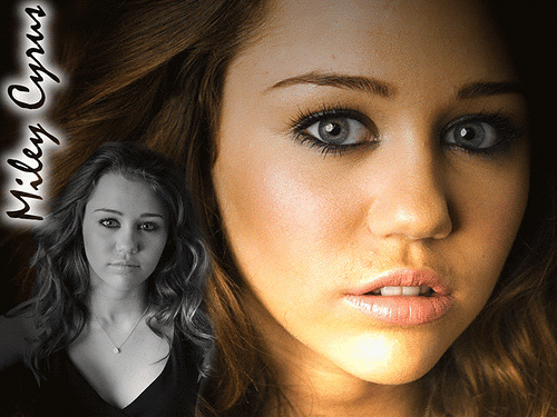 4 poze cu Miley Cyrus