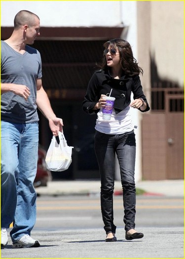 selenagomeztacobell01