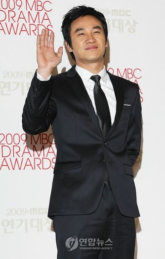 fullsizephoto131047 - Yu-sin Eom Tae-Woong