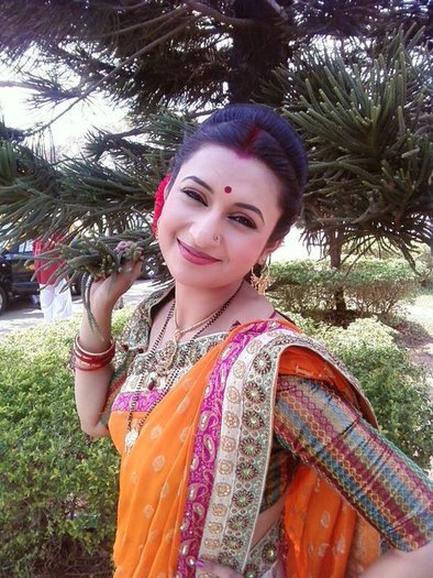 Divyanka Tripathi (15) - Divyanka Tripathi-poze noi