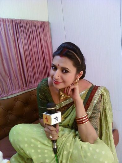 Divyanka Tripathi (29) - Divyanka Tripathi-poze noi